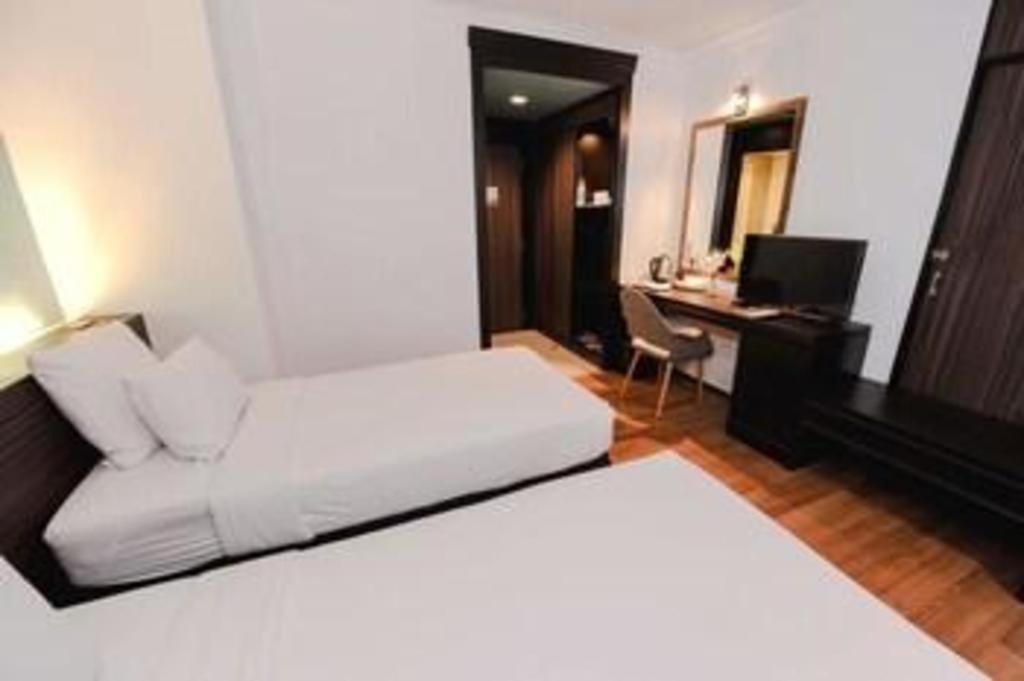 Garden Hotel 3*